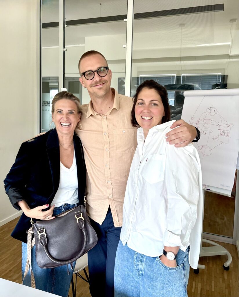 Team von Make It Matter mit Partneragentur Social Media Pirates – strategische Kommunikation, Content Creation und Social Media Beratung in München.